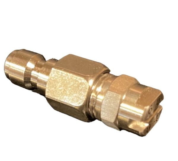 Brass spray nozzle with quick connect.